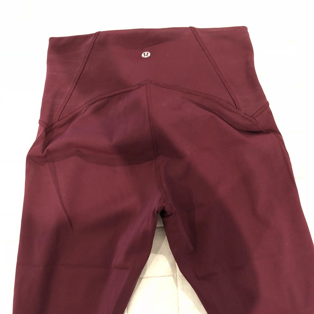 Lululemon cropped pants